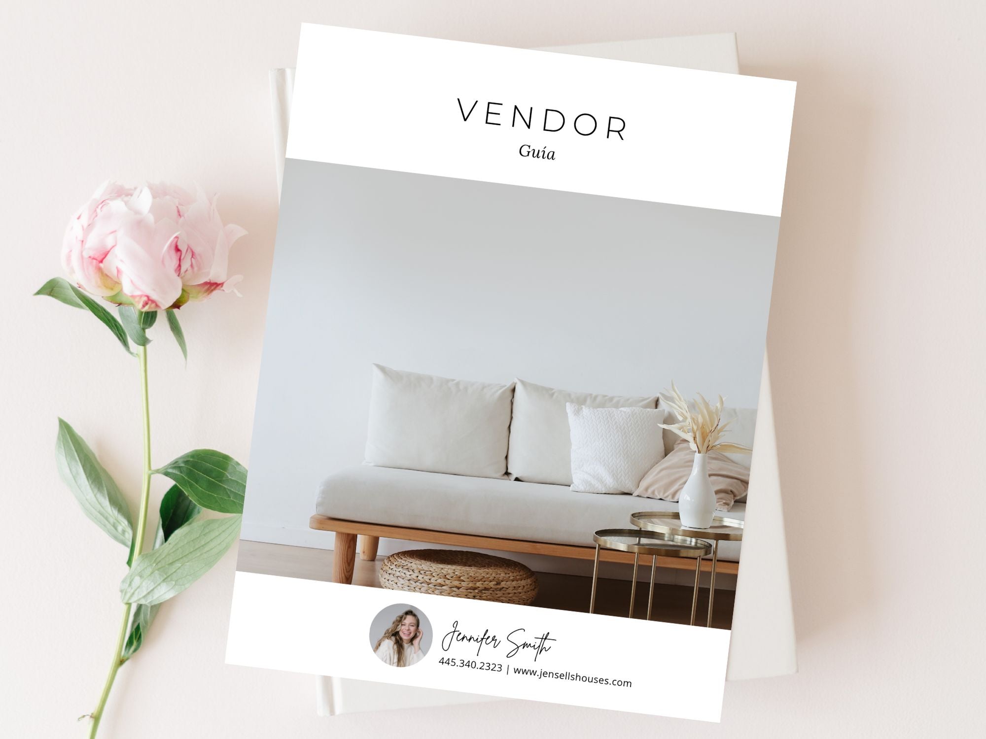 Spanish Minimal Vendor Guide showcasing trusted vendors for real estate clients.
