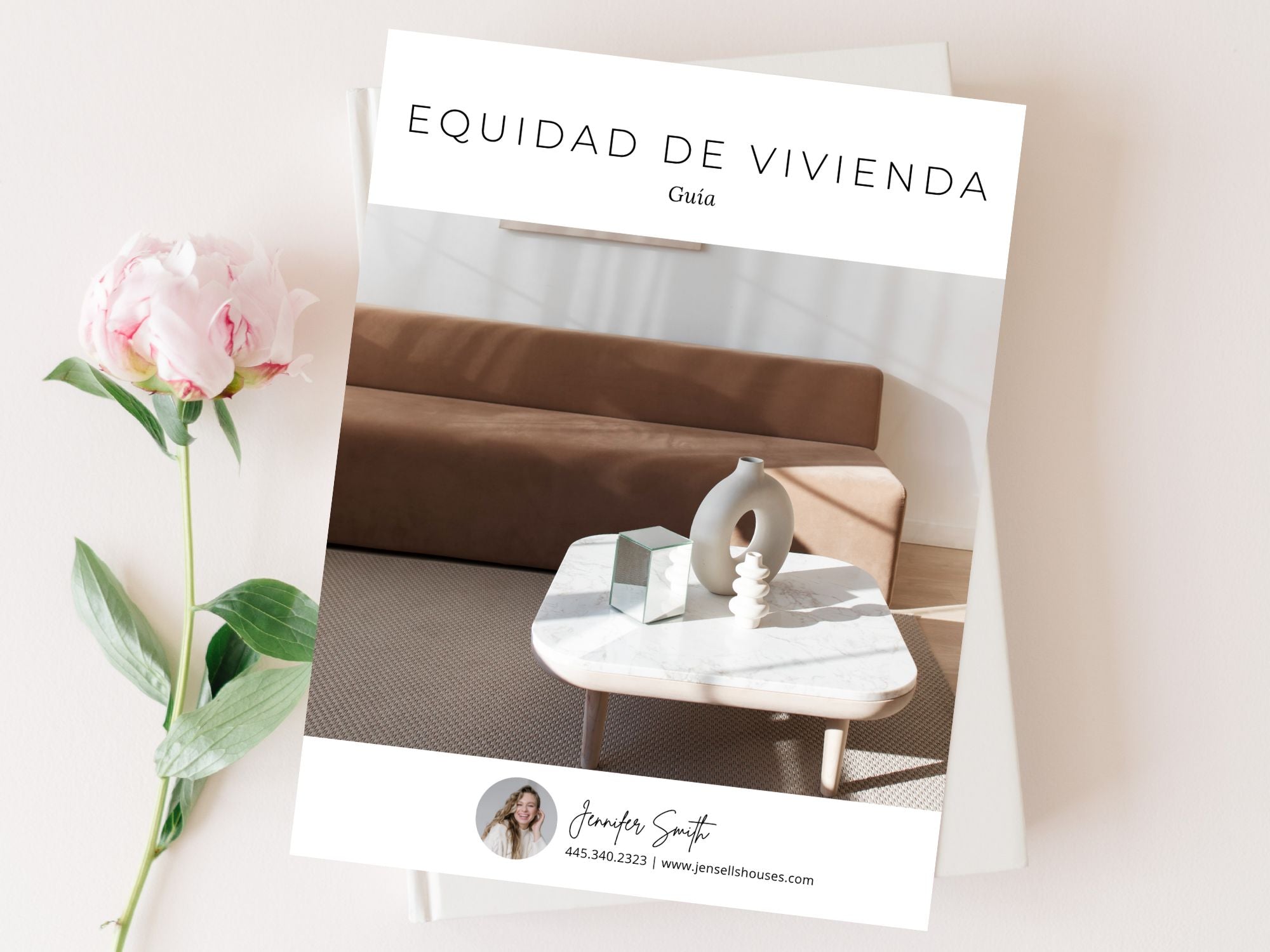Minimal Spanish home equity guide with essential information for homeowners.
